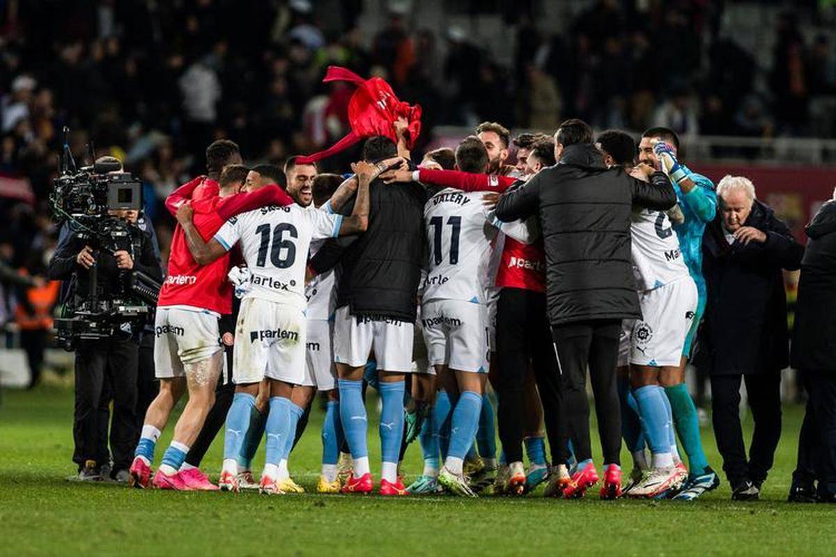 关于火热足球对决,场上交锋激情迸发的信息 关于火热足球对决,场上交锋激情迸发的信息