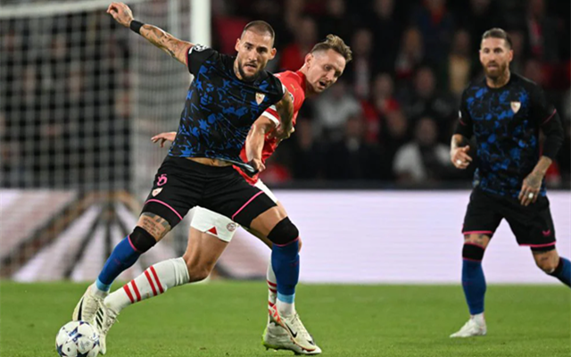 关于塞维利亚连扳两球，皇家社会全取三分的信息