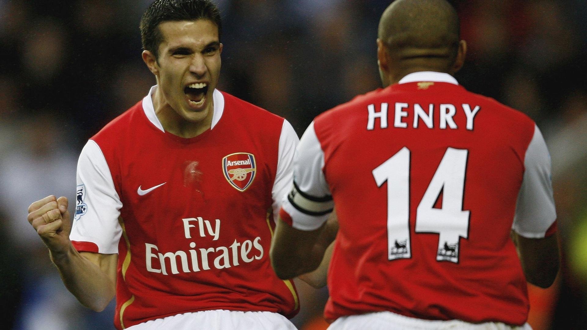 征服绿茵，征服硬木，同一天的双重征服